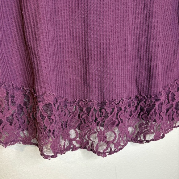 🍇OneWorld Lace Tunic🍇 - Picture 4 of 4
